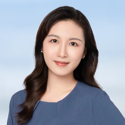 Portrait of Molly Yuhui Wang