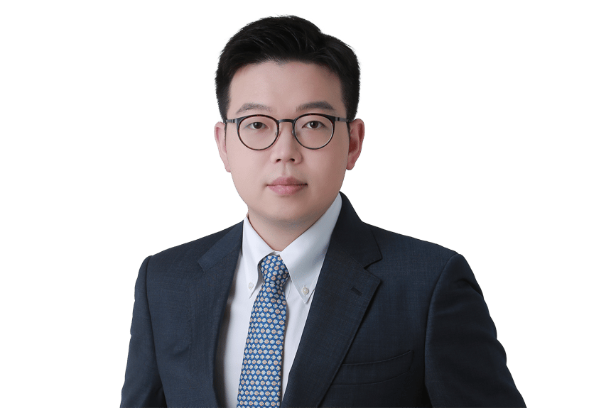 Portrait of Qing (Jason) Lin